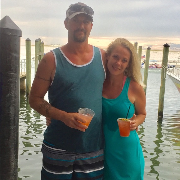 Meet your Posher, Jenn - Picture 1 of 1